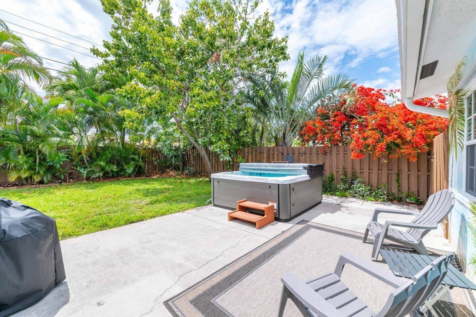 Building Photo - 1183 SE 1st Way