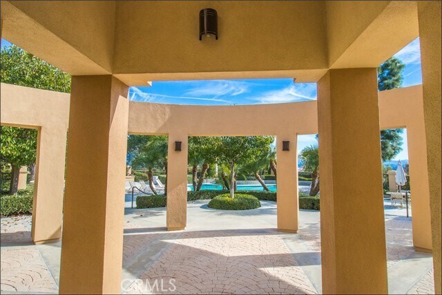 Building Photo - 80 Verdin Ln