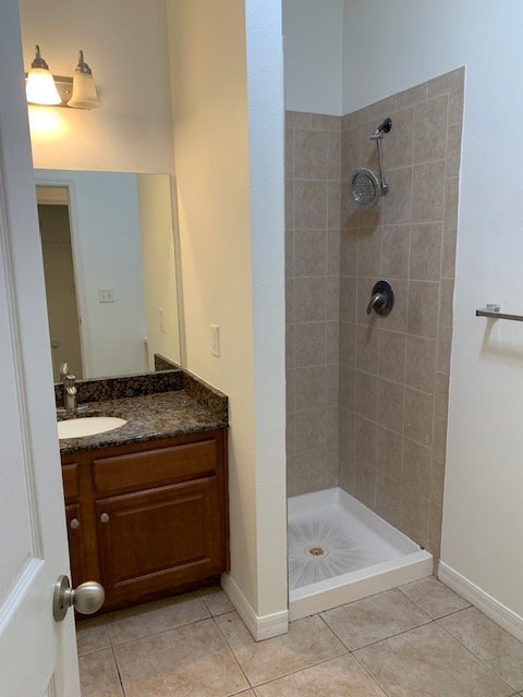 Building Photo - TOWNHOME  West St. Petersburg,  3 Bedrooms, 2.5  Bathrooms, 2 Car Garage.  I