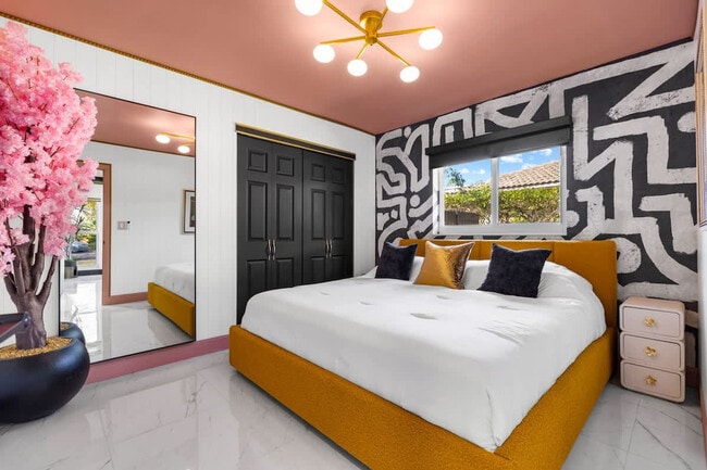 Building Photo - 10366 NW 15th St