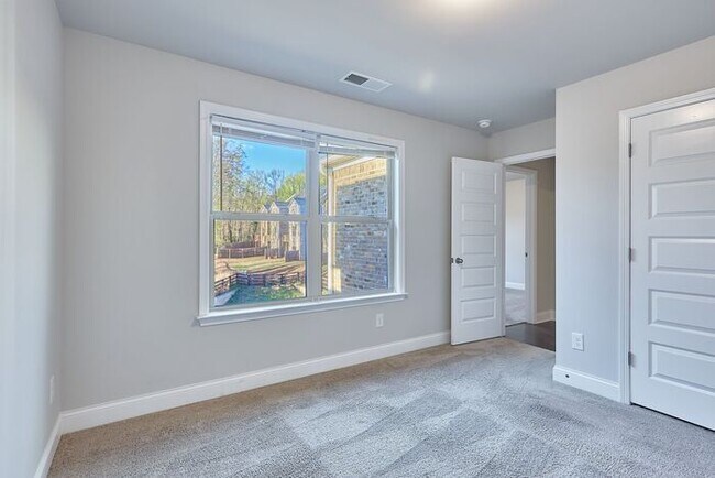 Building Photo - 5745 Rocky Falls Rd