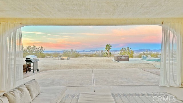 Building Photo - 70410 Cottonwood Dr