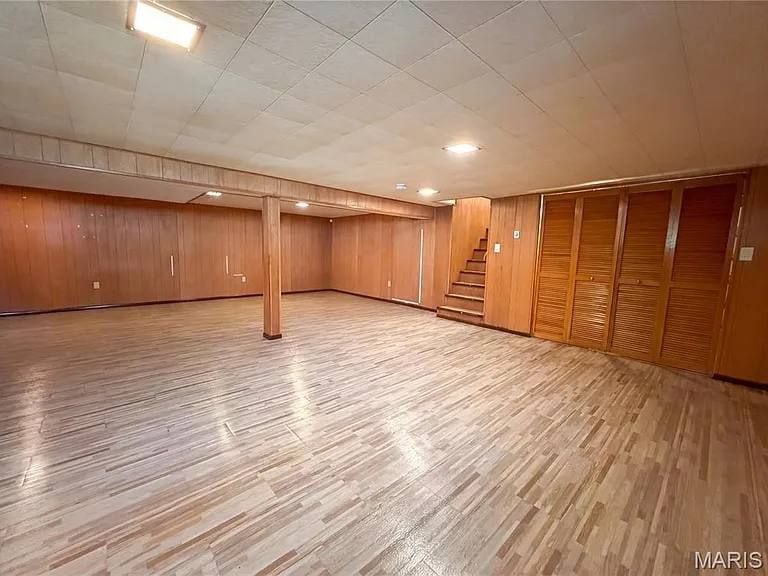 Building Photo - 1321 Petite Dr
