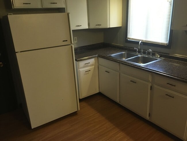 Building Photo - 290-330 N 3rd St