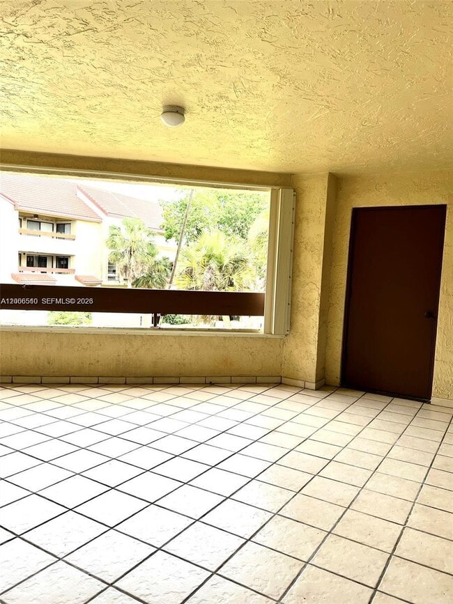 Building Photo - 8830 SW 123rd Ct