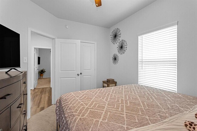 Building Photo - 16318 Westley Ridge Dr