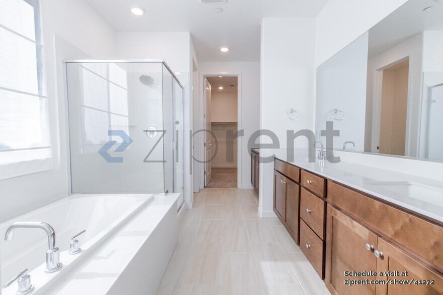 Building Photo - 7417 Moon Dream Wy