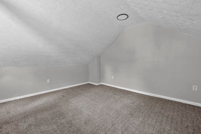 Building Photo - 5008 McBride