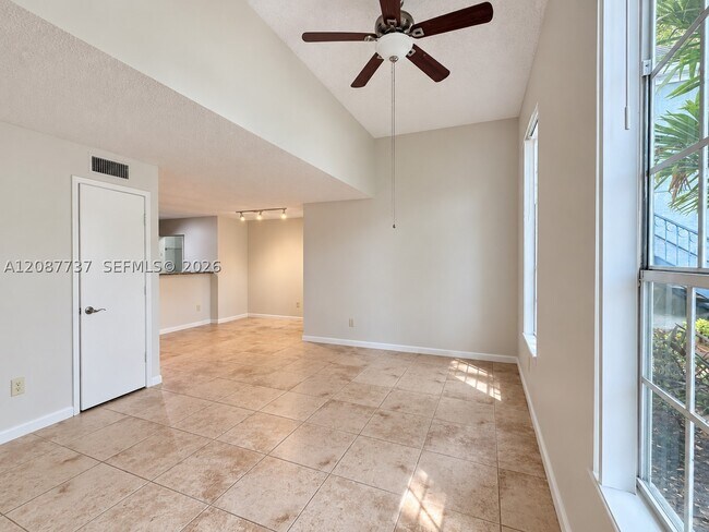 Building Photo - 1275 Crystal