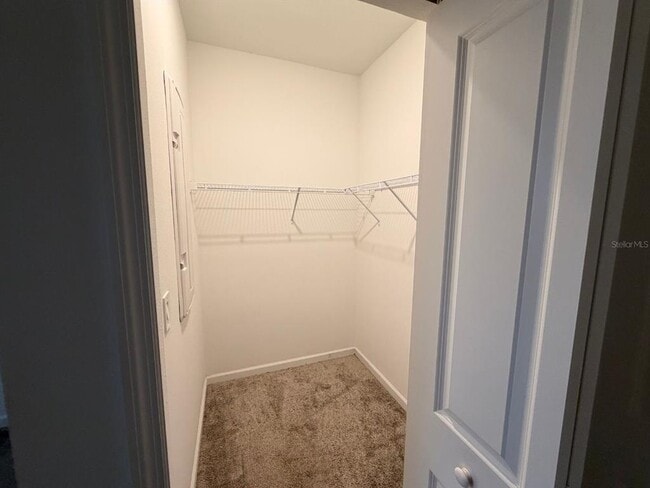 Building Photo - 9412 Revere Ave