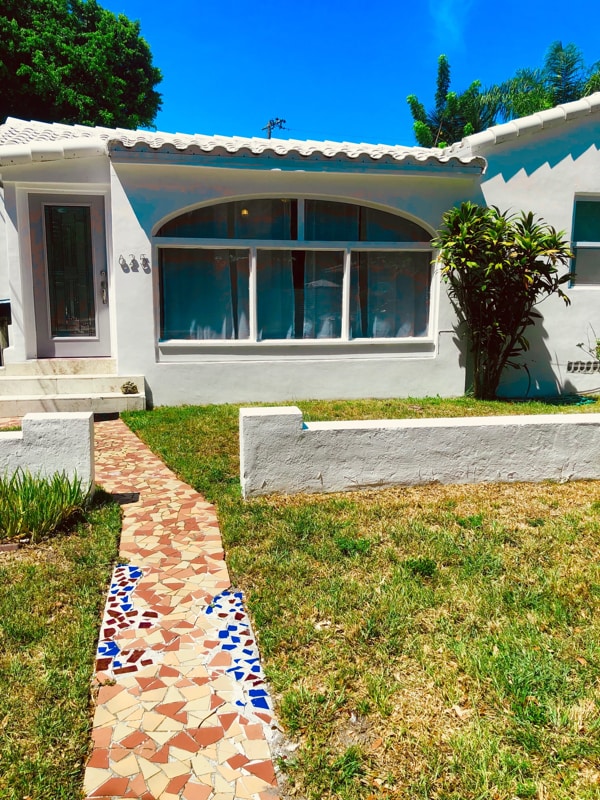 Building Photo - 625 NE 88th St