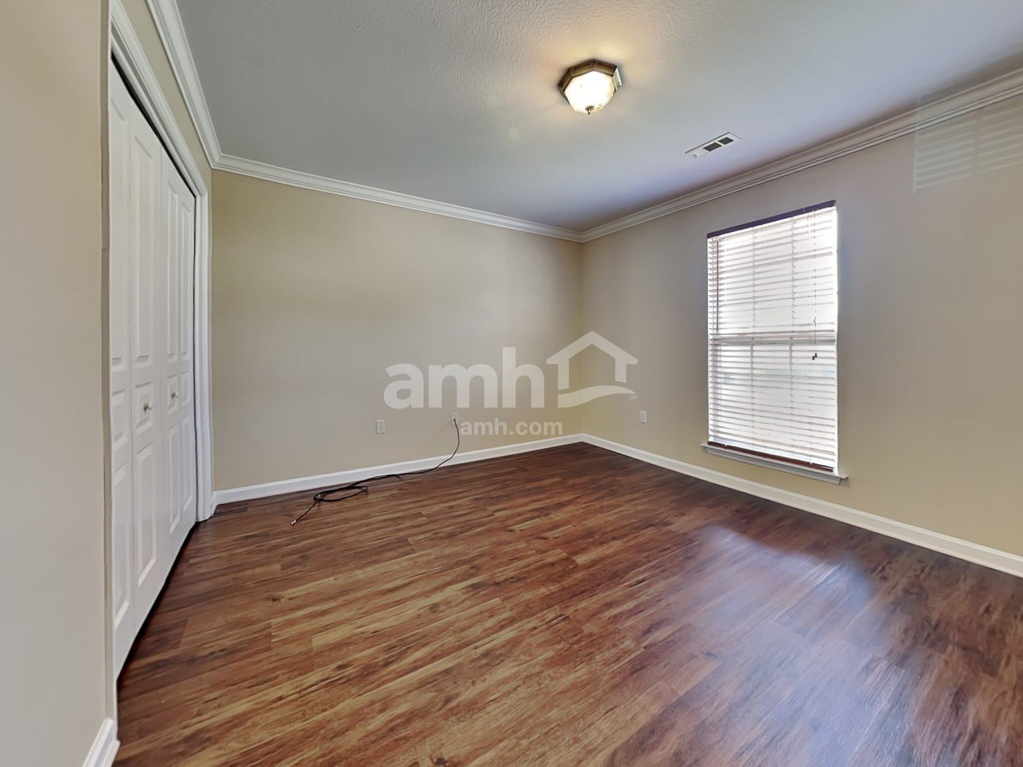 Building Photo - 2824 Ashridge Rd