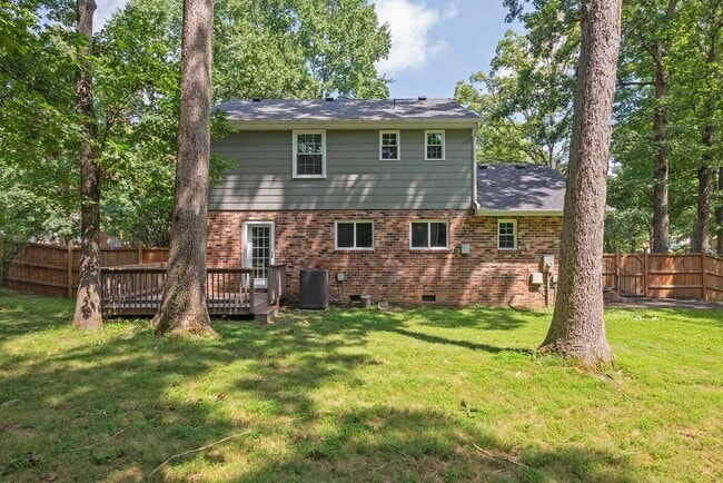 Building Photo - 1041 Warminster Dr