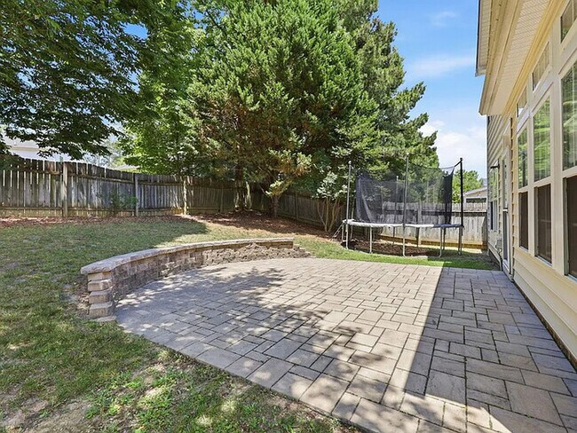 Building Photo - Earn Wealth While Leasing - Like a Homeowner - Lease to Own