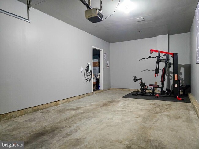 Building Photo - 3146 Irma Ct