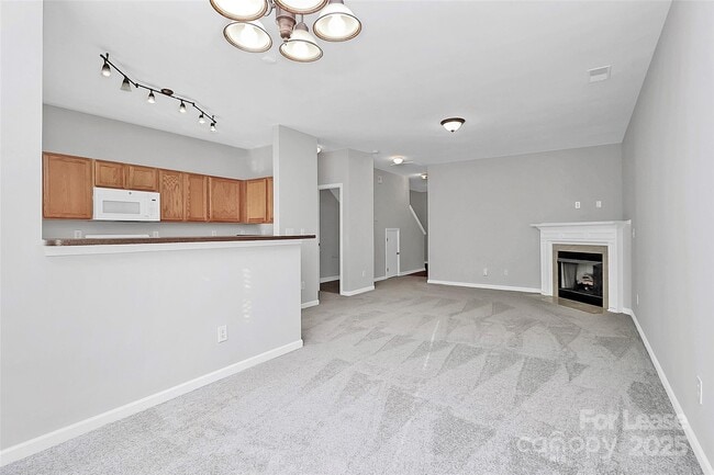 Building Photo - 2138 Winthrop Chase Dr