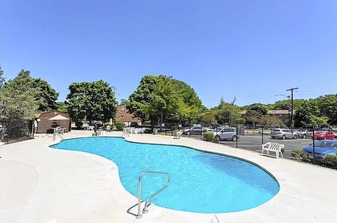 Building Photo - 28 Bryon Rd