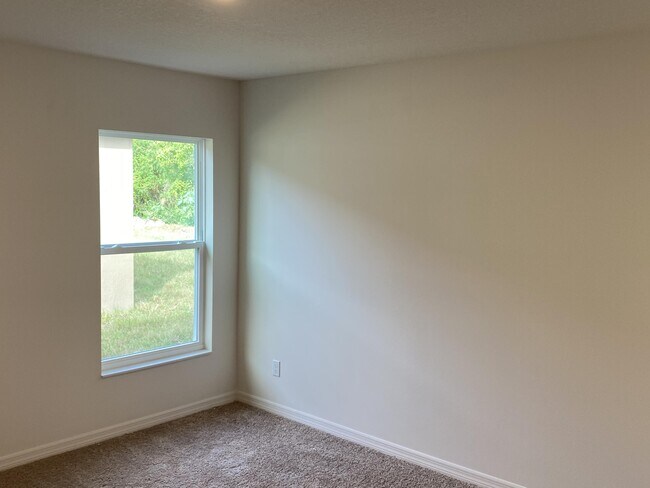 Building Photo - 5323 Entertainment Way