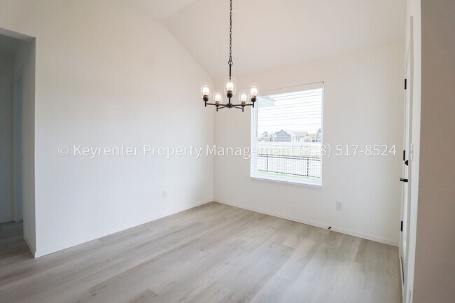 Building Photo - Stunning New Construction Simmons Home - 5 Bed 3 Bath - Pond View & Full Appliance Package!