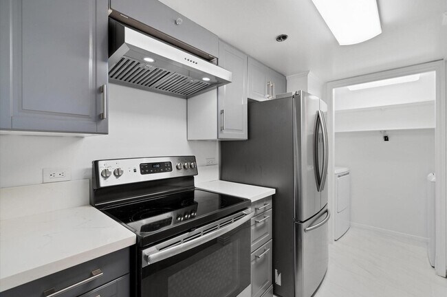 Building Photo - 3525 Sage Rd