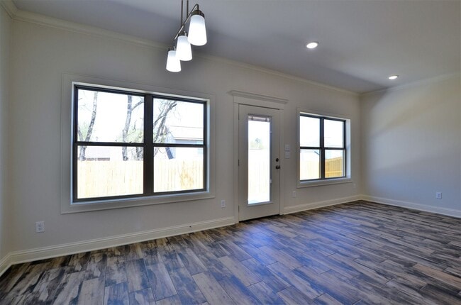 Building Photo - Coming Soon! 3/2/2 in Whitehouse ISD!!