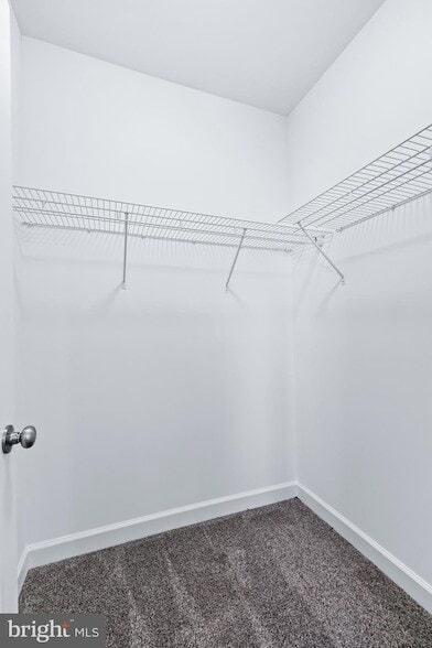 Building Photo - 190 Cambridge Blvd