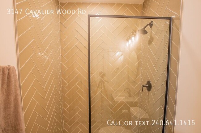 Building Photo - 3147 Cavalier Wood Rd