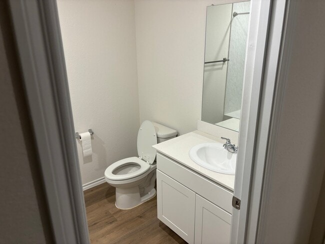 Building Photo - 2551 Quiet Oak Ln