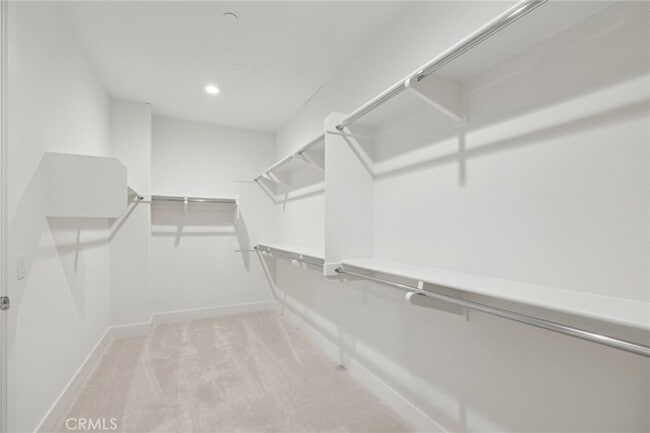 Building Photo - 151 Paddlewheel