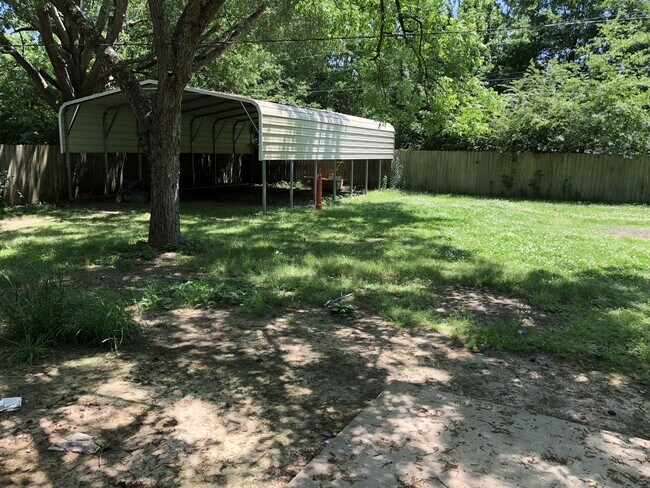 Building Photo - 157 Mackey Dr
