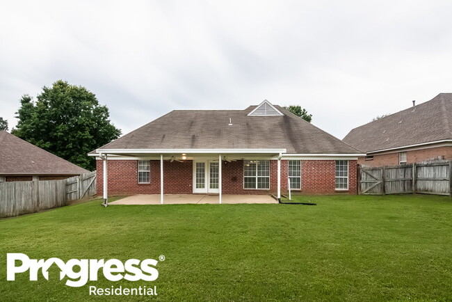 Building Photo - 3462 Clepsyda Dr