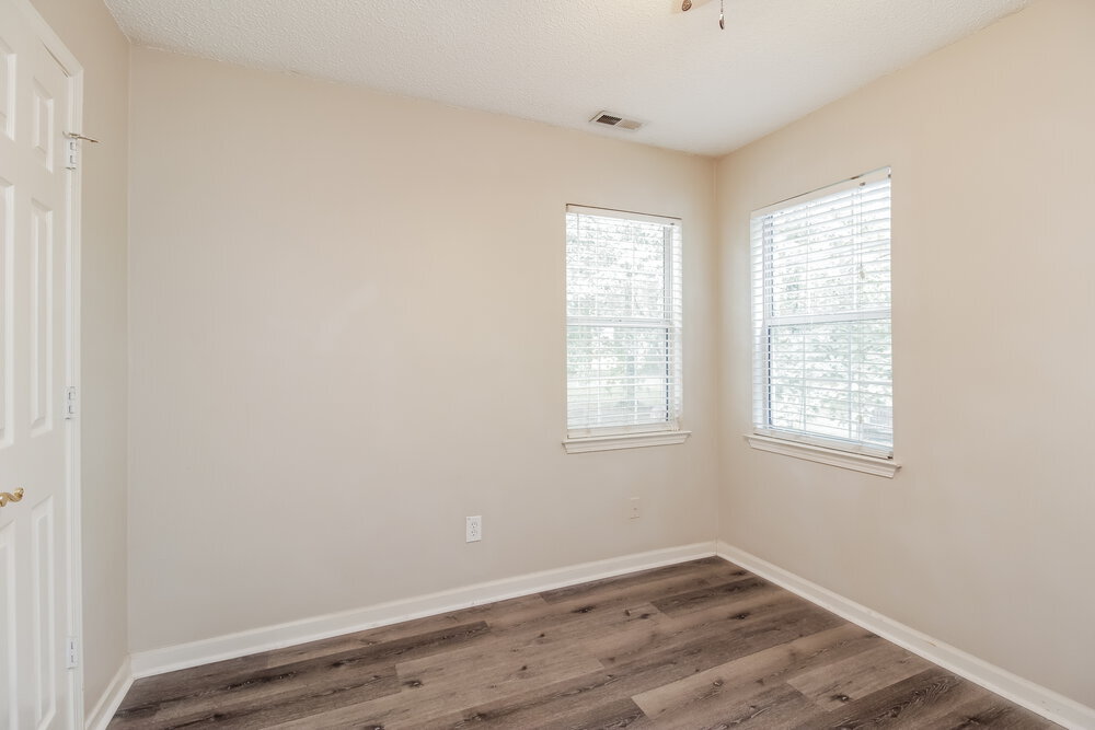 Building Photo - 8433 Woodford Bridge Dr
