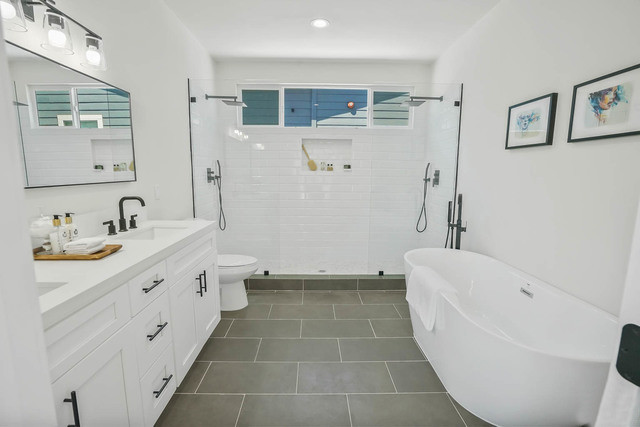 Building Photo - 3924 Tuller Ave