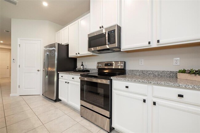 Building Photo - 4298 Harbour Palm Dr