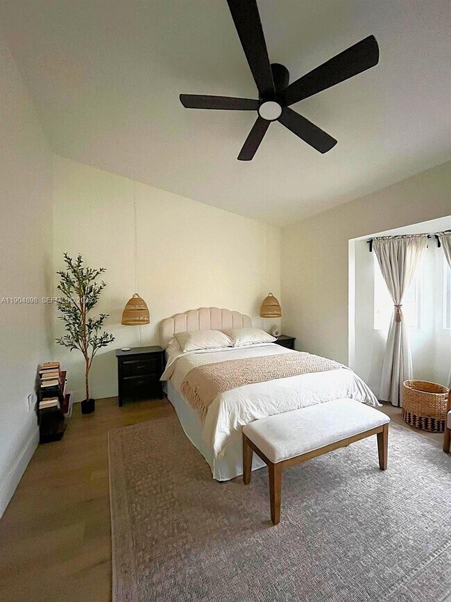 Building Photo - 14305 SW 57th Ln