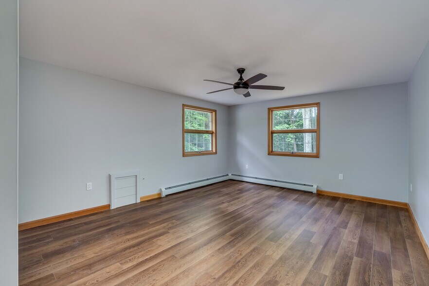 2nd Floor Bed 3 - 108 Stafford Dr