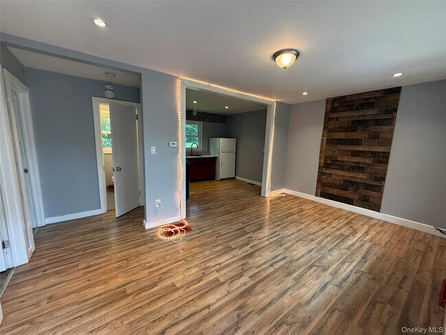 Building Photo - 2250 NY-302