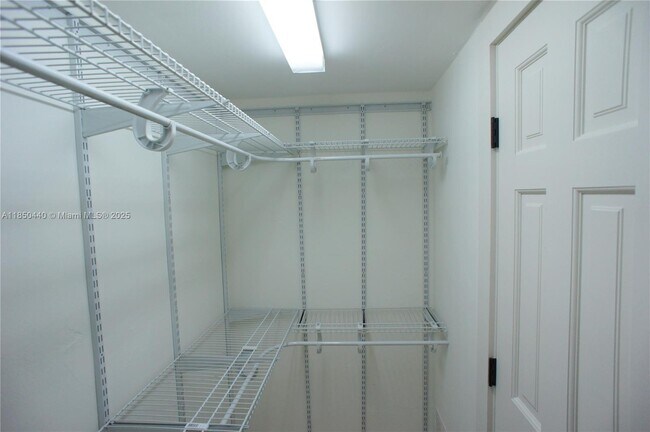 Building Photo - 8401 SW 107th Ave