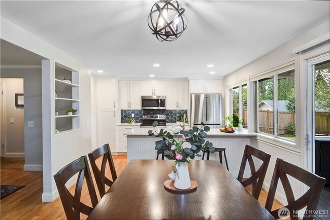 Building Photo - 3bd/1.75ba Kirkland Home