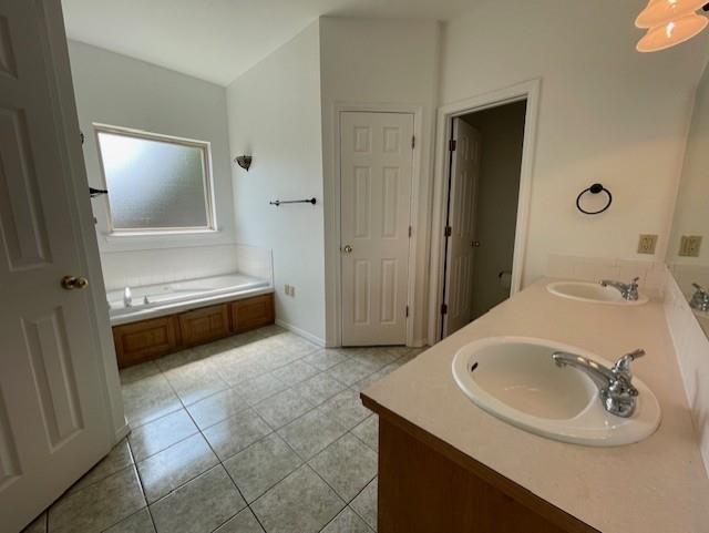 Building Photo - 1813 SW Pine Ave