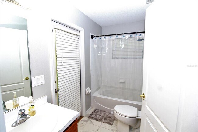 Building Photo - 10458 Lucaya Dr