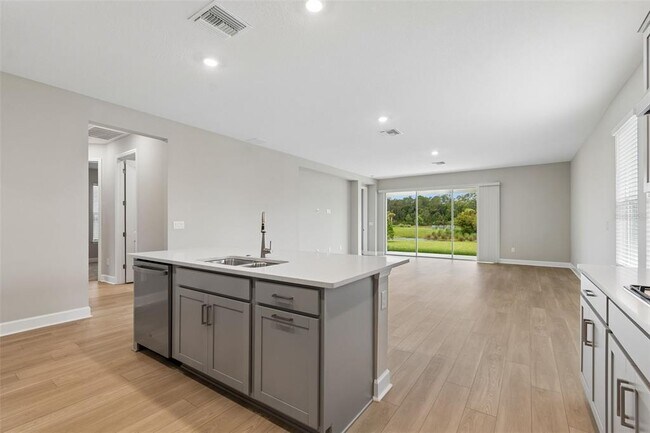 Building Photo - 2181 Longliner Lp