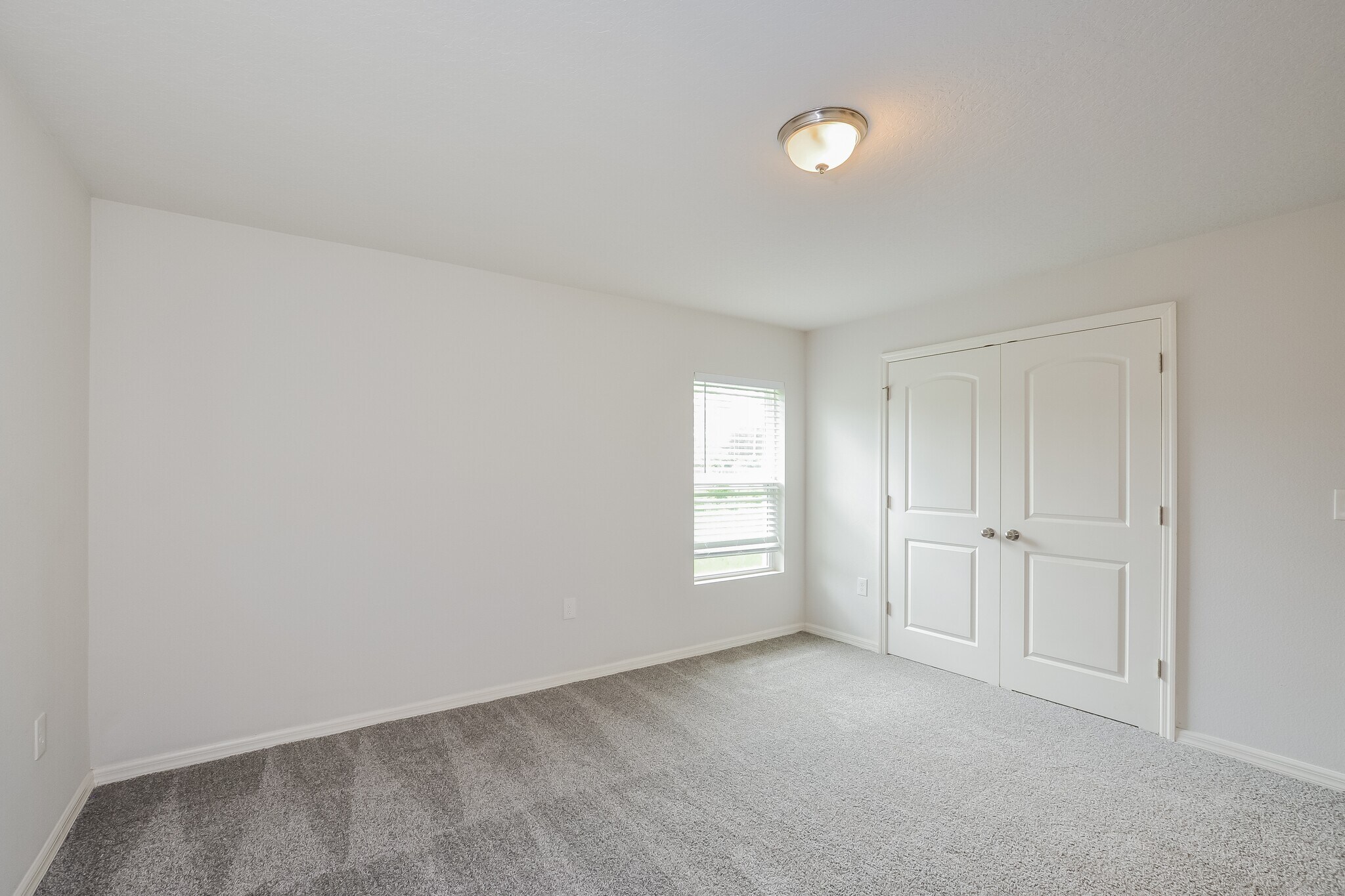 Building Photo - 20 Slipper Orchid Trail E
