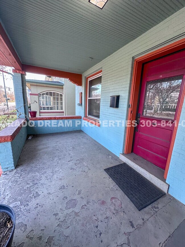 Building Photo - A home where old-world charm meets modern sophistication!