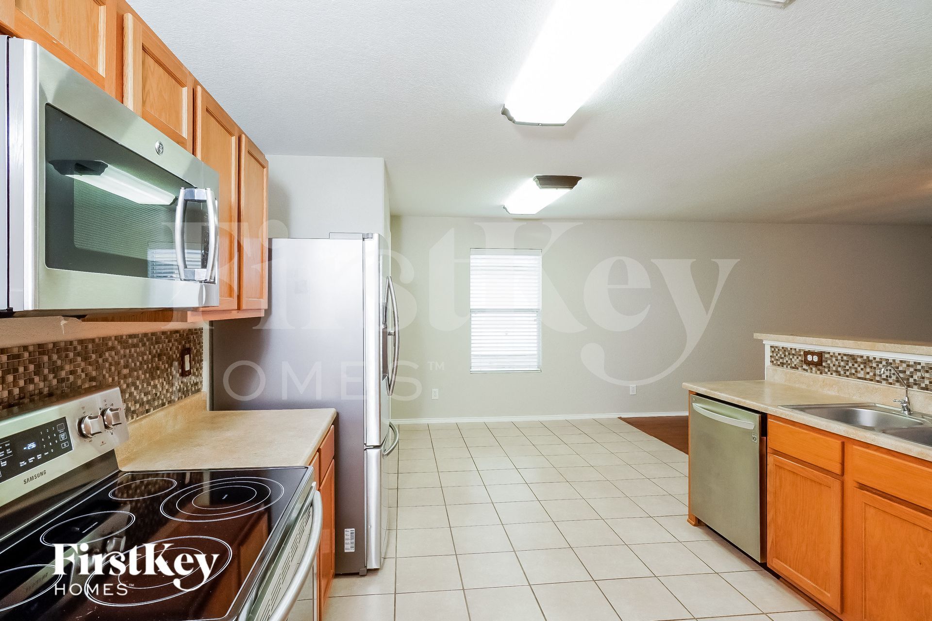 Building Photo - 112 Rustic Acres