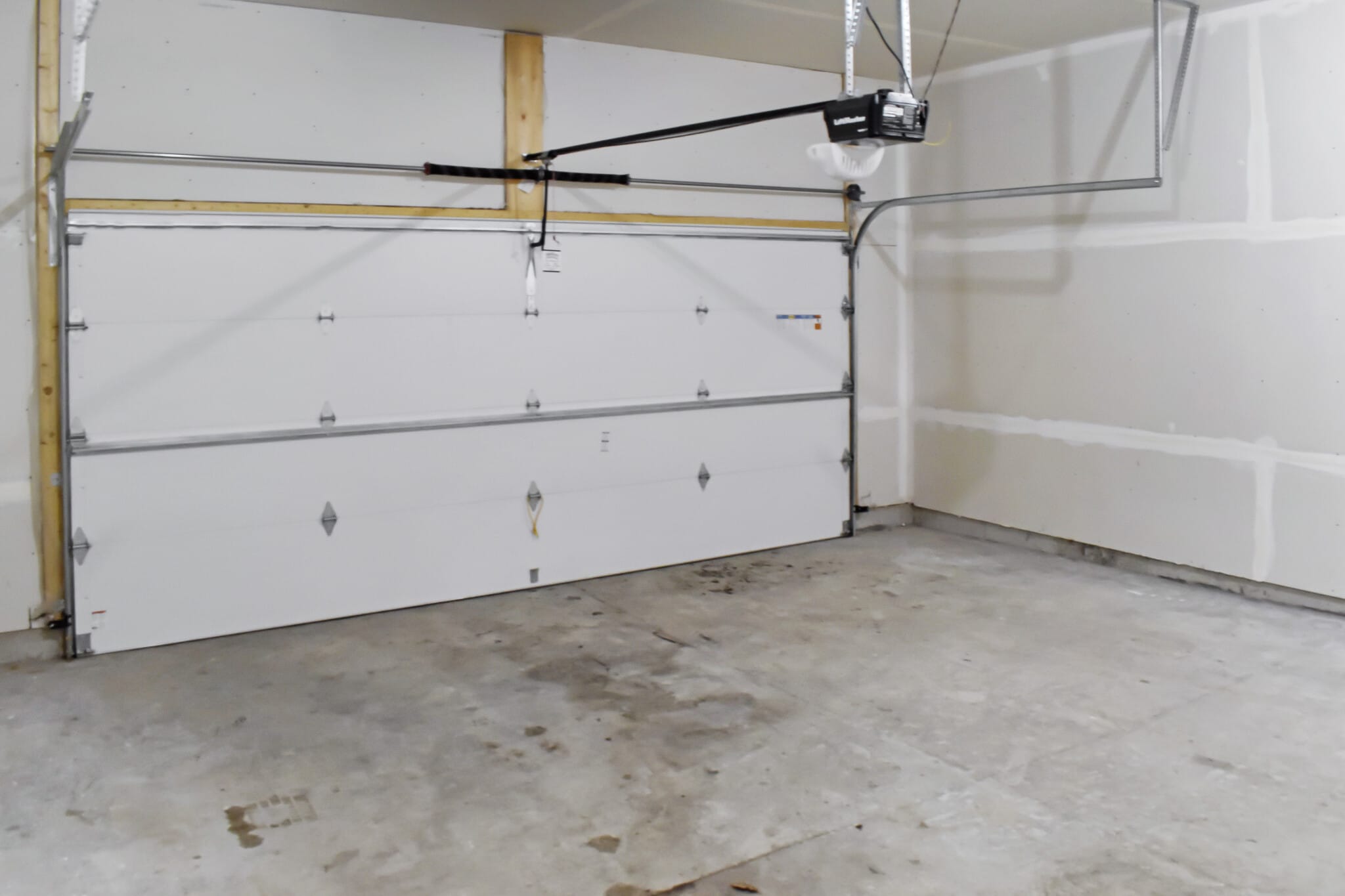 Building Photo - 6062 Driscoll Dr