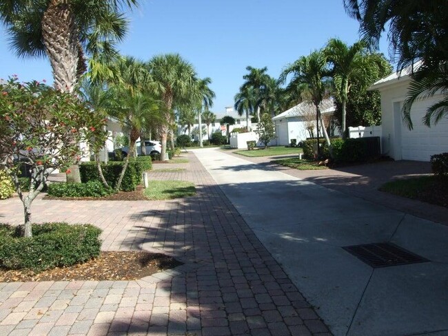 Building Photo - 1180 Islamorada Dr