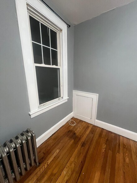 Building Photo - 508 Commerce Dr