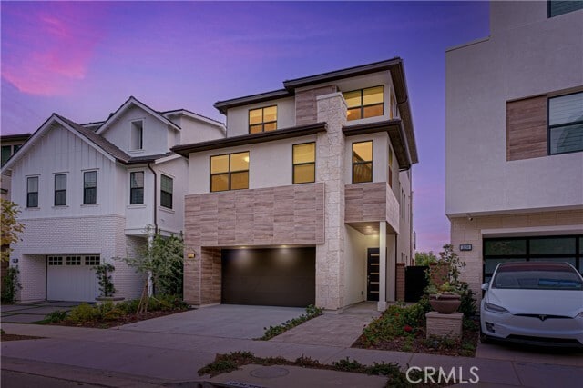 Building Photo - 26296 Paseo Sillin