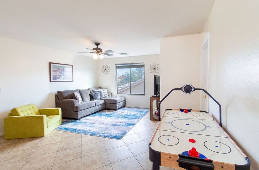 Building Photo - 1859 N Desert Willow St